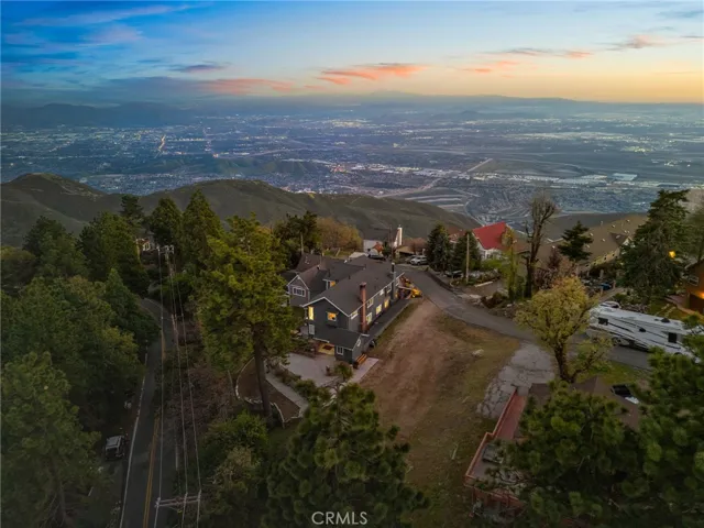 1015 Summit, Crestline, California 92325