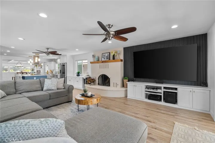 1015 Summit, Crestline, California 92325