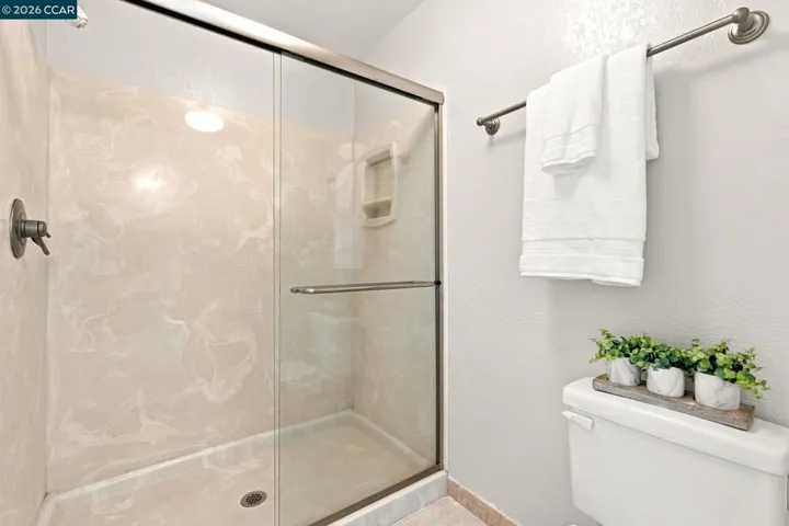1358 Shade Oak Ln, Concord, California 94521