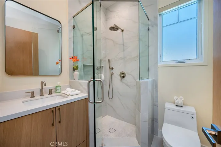 4906 Gaviota, Encino, California 91436