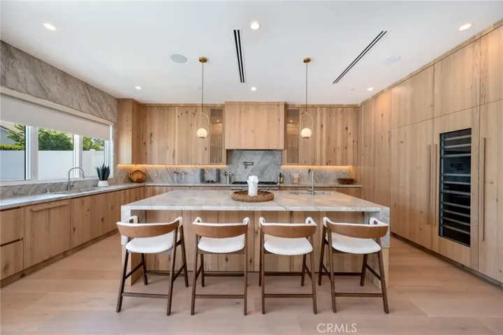 4906 Gaviota, Encino, California 91436