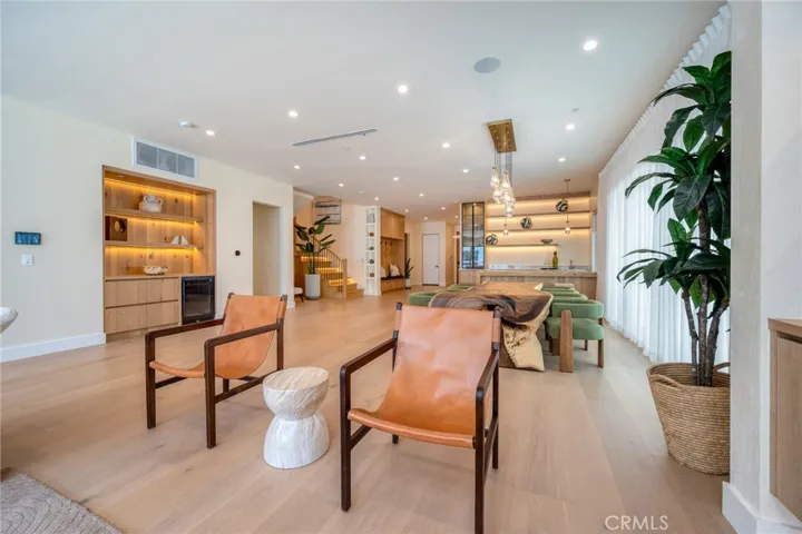 4906 Gaviota, Encino, California 91436