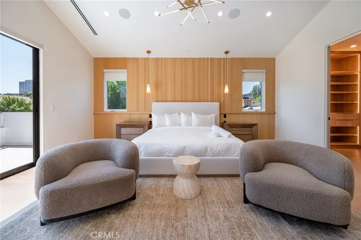 4906 Gaviota, Encino, California 91436