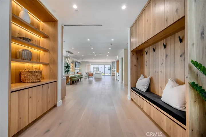 4906 Gaviota, Encino, California 91436
