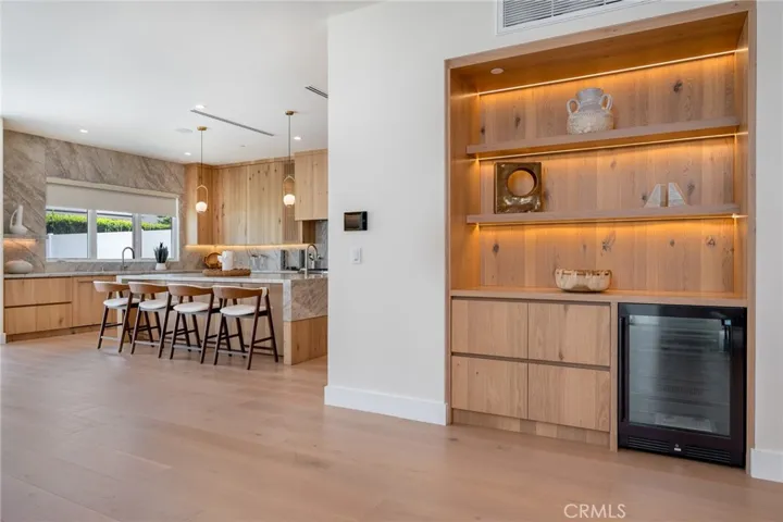 4906 Gaviota, Encino, California 91436