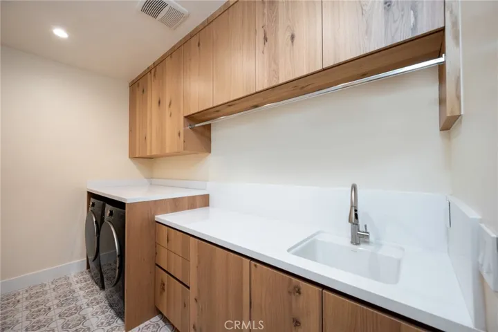 4906 Gaviota, Encino, California 91436