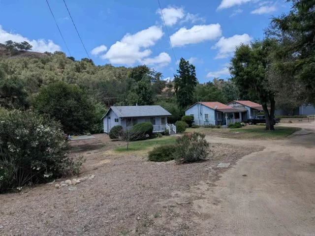 3013 3017 S Mission Road, Fallbrook, California 92028