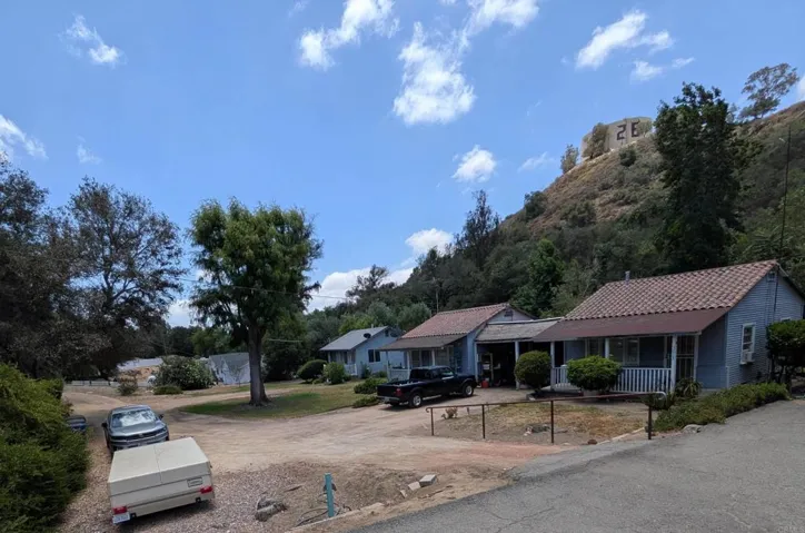 3013 3017 S Mission Road, Fallbrook, California 92028