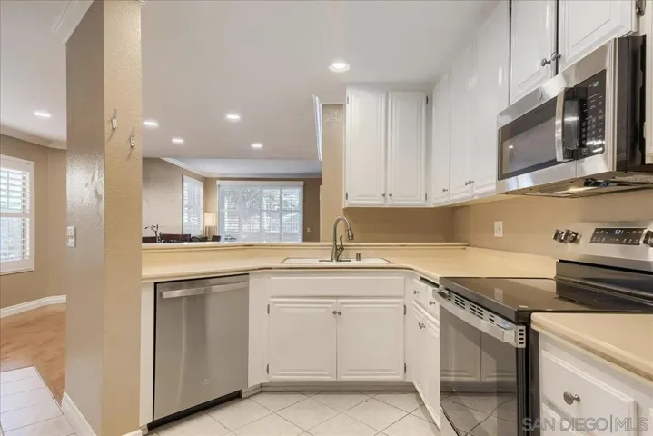 13801 Pinkard Way 8, El Cajon, California 92021
