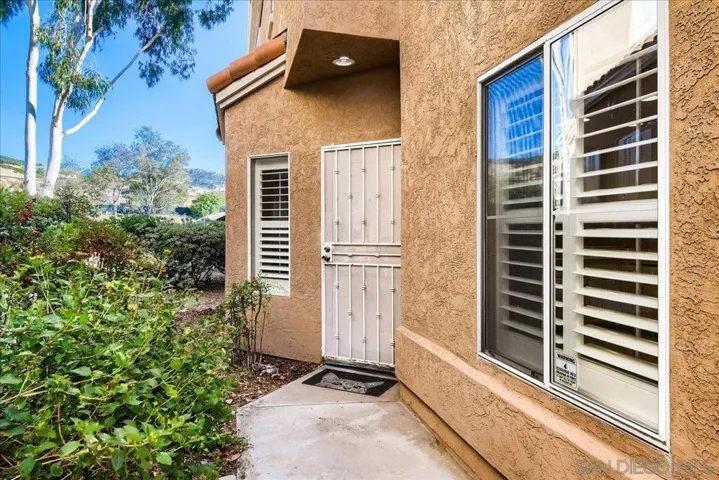 13801 Pinkard Way 8, El Cajon, California 92021