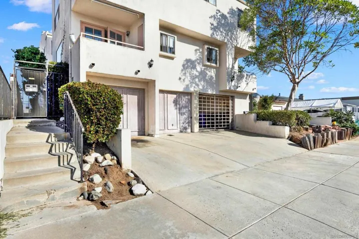 4585 51st 4, San Diego, California 92115