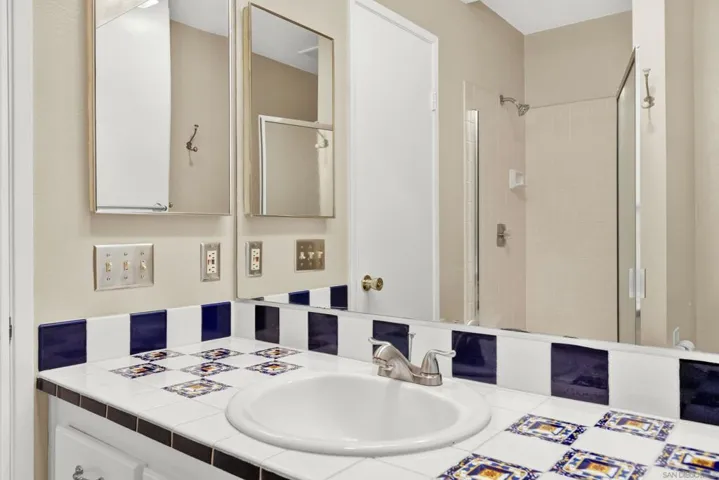 4585 51st 4, San Diego, California 92115