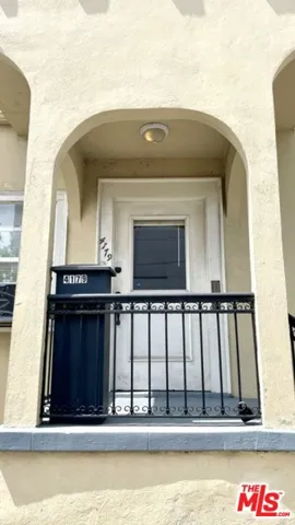 460 S Manhattan Place 4179, Los Angeles, California 90020