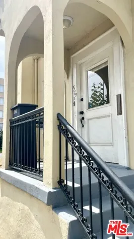 460 S Manhattan Place 4179, Los Angeles, California 90020