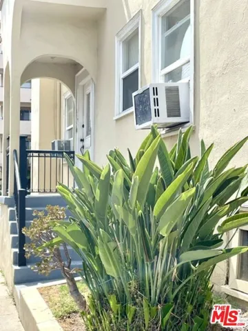 460 S Manhattan Place 4179, Los Angeles, California 90020