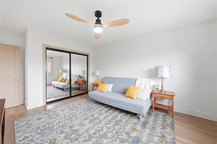 3rd bedroom (upstairs)