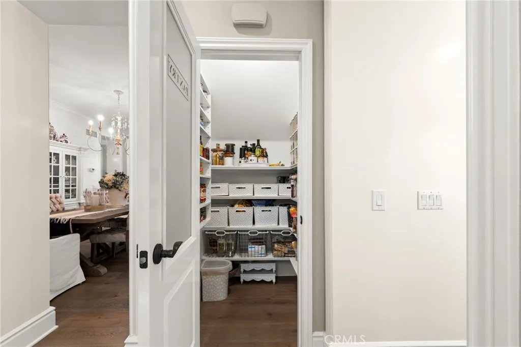 Walk-in pantry