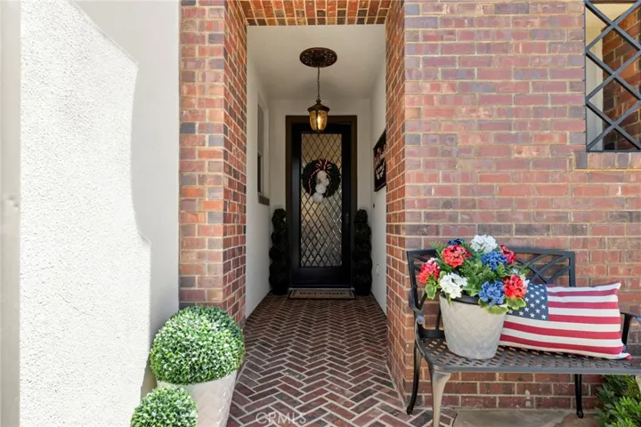 10 Jenny, Ladera Ranch, California 92694