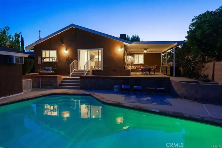 6954 Woodlake Avenue, West Hills, California 91307