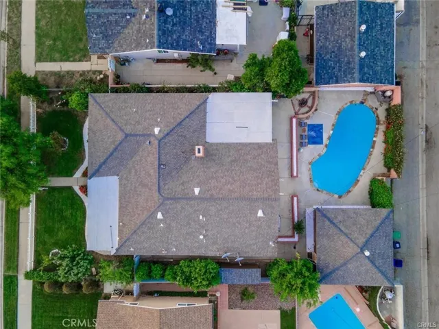 6954 Woodlake Avenue, West Hills, California 91307