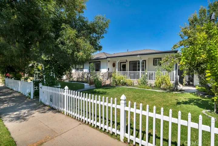 6954 Woodlake Avenue, West Hills, California 91307