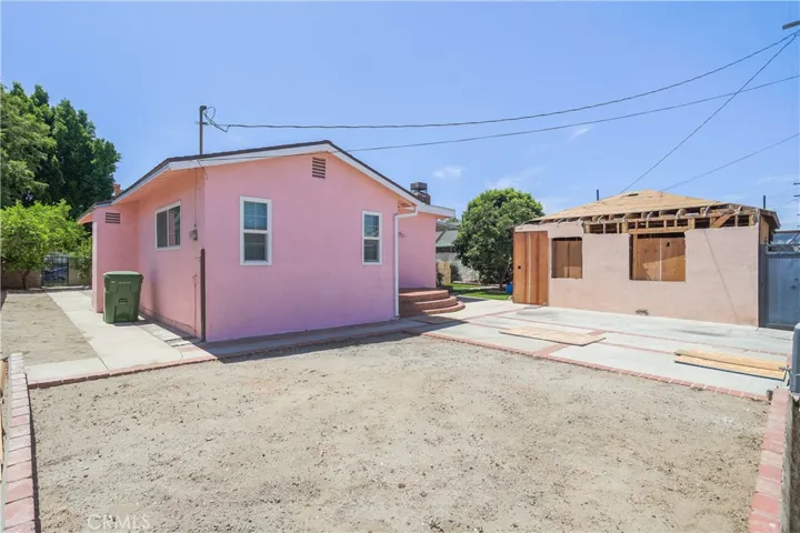 13951 Terra Bella Street, Los Angeles, California 91331