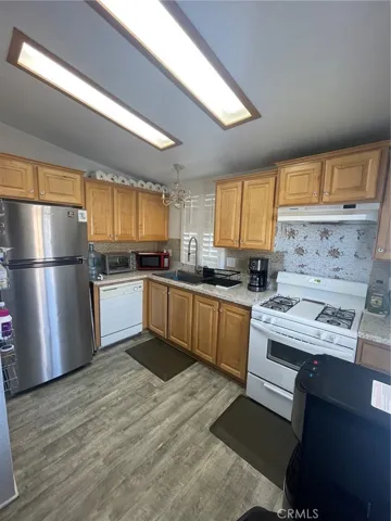 7560 Woodman Place 64, Van Nuys, California 91405