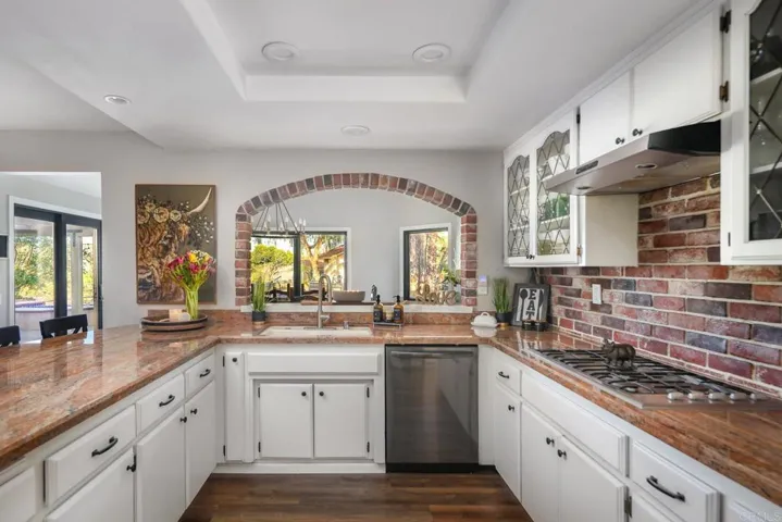 30349 Cool Valley Lane, Valley Center, California 92082