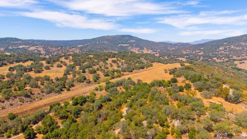 25218 Black Canyon Road, Santa Ysabel, California 92070