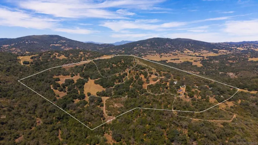 25218 Black Canyon Road, Santa Ysabel, California 92070