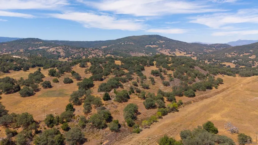 25218 Black Canyon Road, Santa Ysabel, California 92070