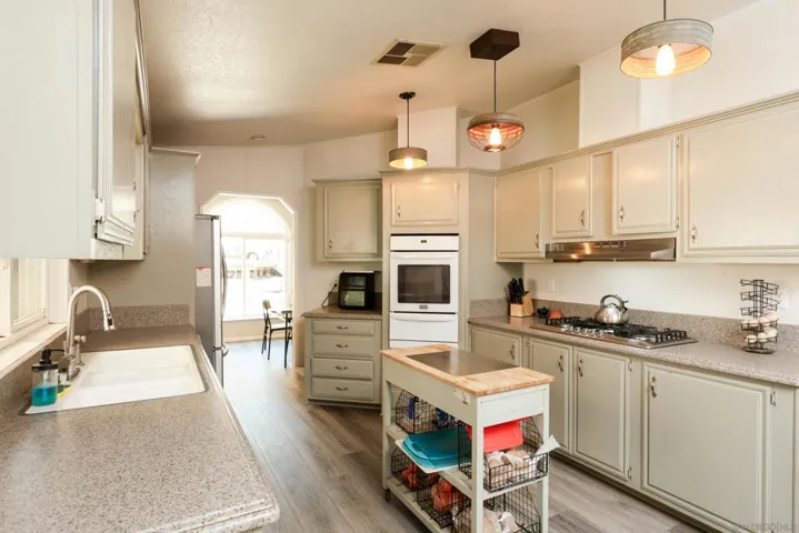 25218 Black Canyon Road, Santa Ysabel, California 92070
