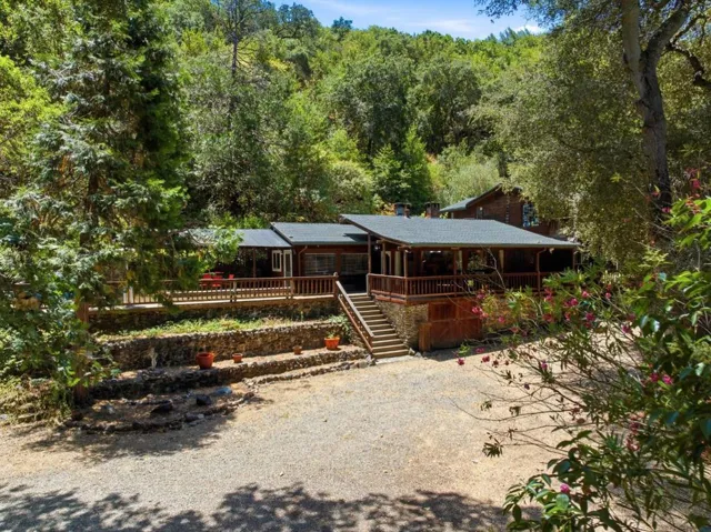 322 Casa Loma Road, Morgan Hill, California 95037