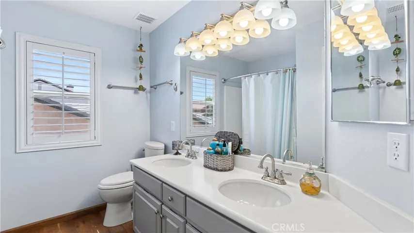 4048 De Anza, Palmdale, California 93551