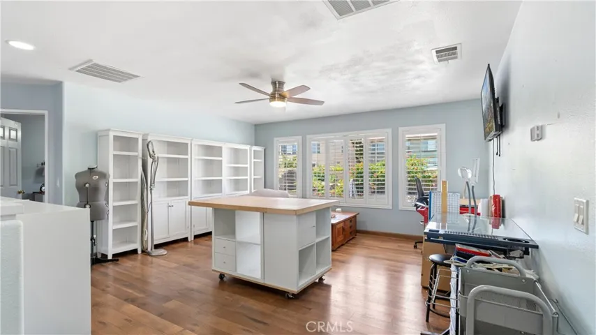 4048 De Anza, Palmdale, California 93551