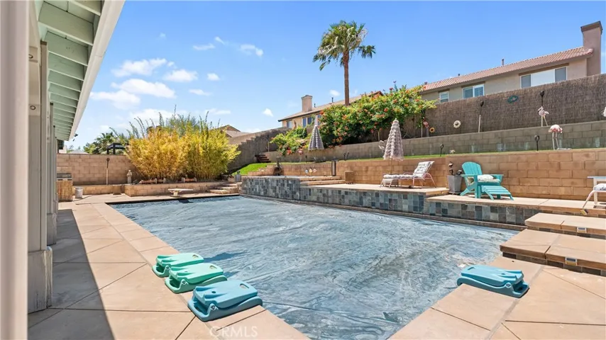 4048 De Anza, Palmdale, California 93551