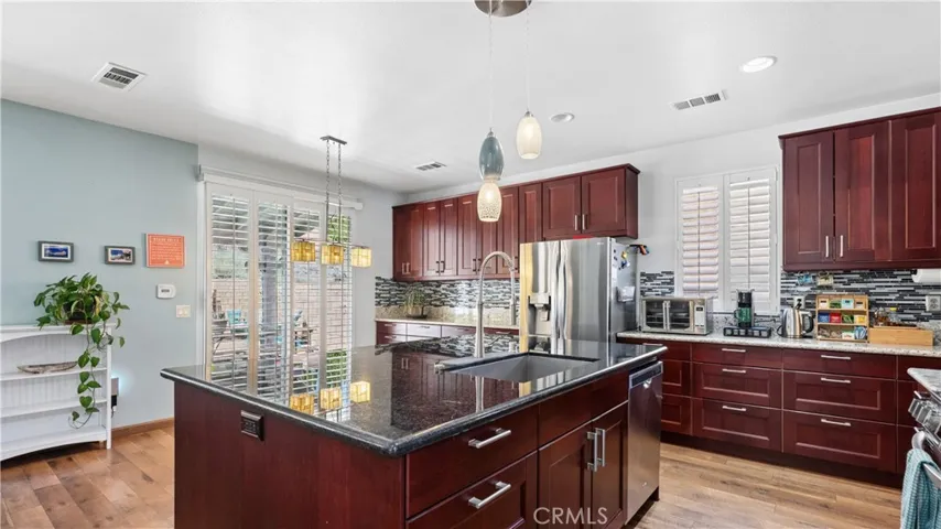 4048 De Anza, Palmdale, California 93551