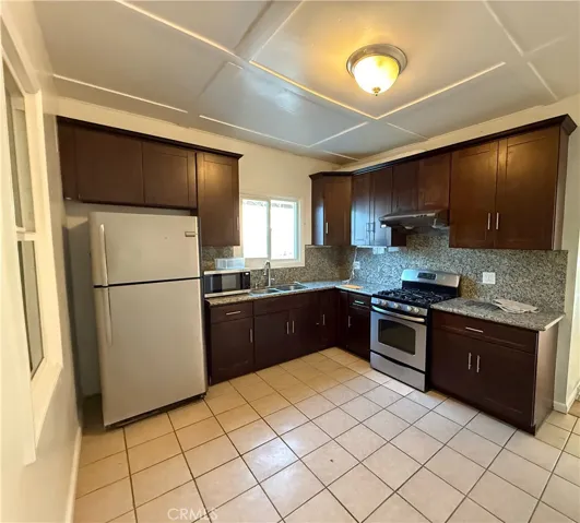 760 Elm, Pomona, California 91766