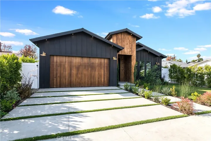 5323 Allott Avenue, Sherman Oaks, California 91401