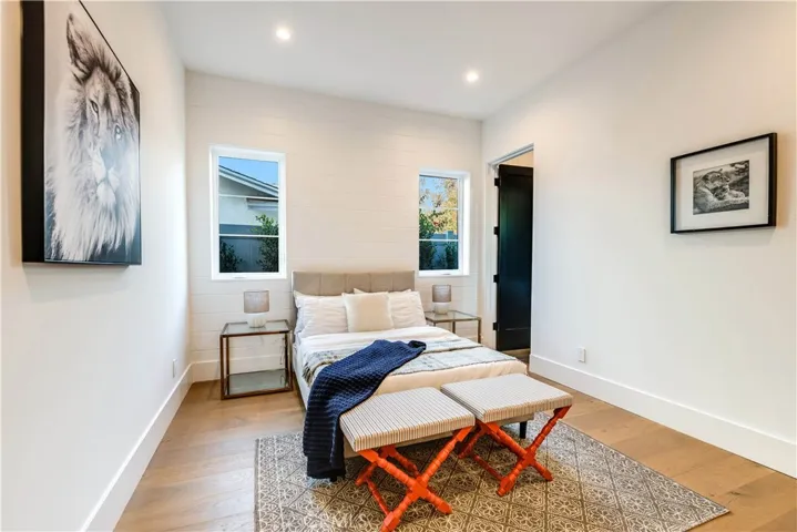 5323 Allott Avenue, Sherman Oaks, California 91401