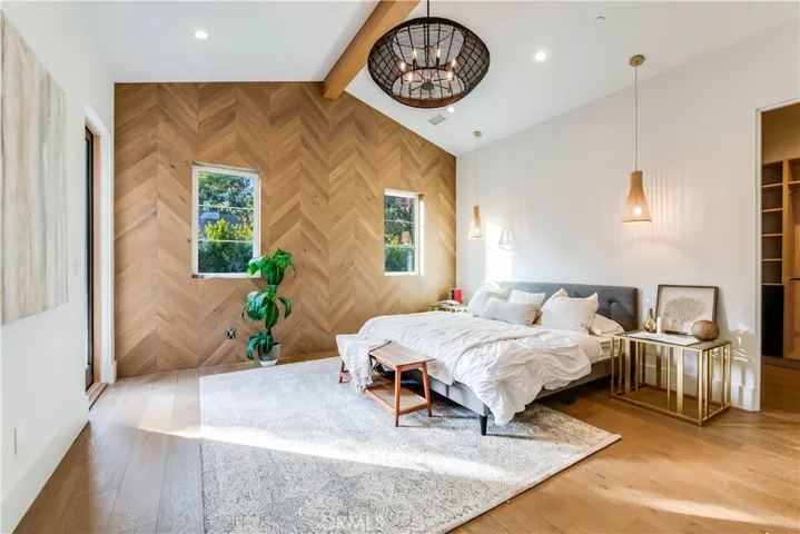 5323 Allott Avenue, Sherman Oaks, California 91401