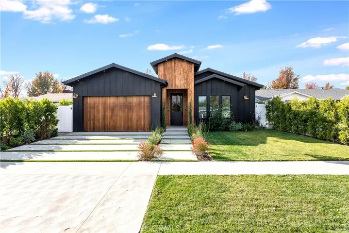 5323 Allott Avenue, Sherman Oaks, California 91401