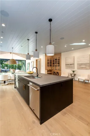 5323 Allott Avenue, Sherman Oaks, California 91401