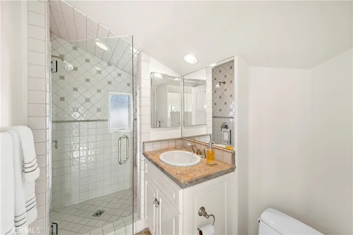 432 Acacia Avenue, Corona Del Mar, California 92625