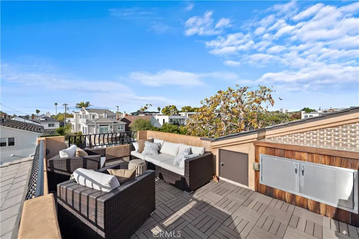 432 Acacia Avenue, Corona Del Mar, California 92625