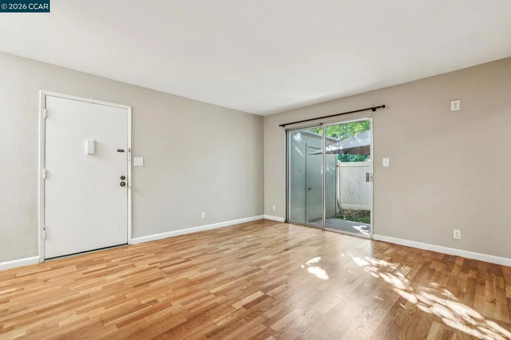 2035 Sierra Rd 4, Concord, California 94518 — photo 5