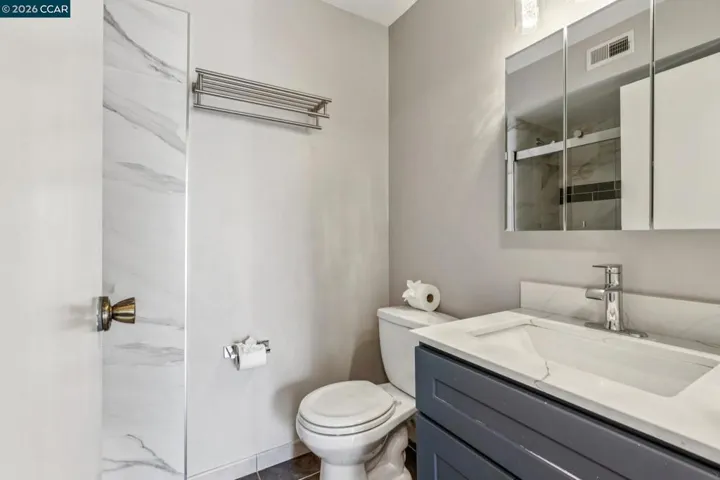 2035 Sierra Rd 4, Concord, California 94518