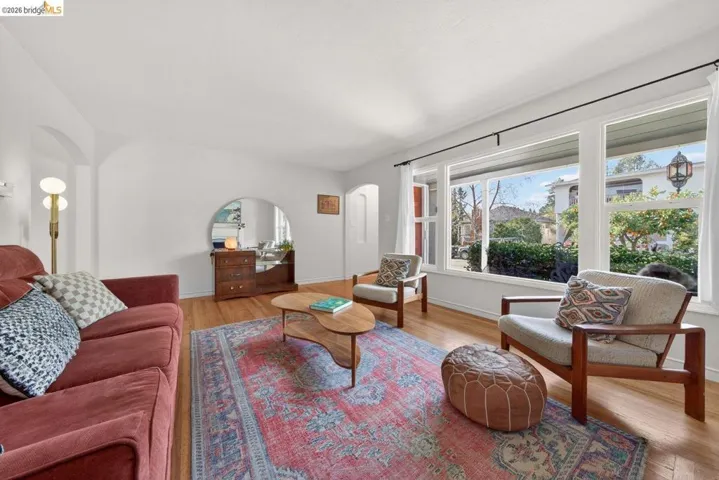 3734 Mcclelland St, Oakland, California 94619