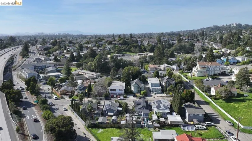 3734 Mcclelland St, Oakland, California 94619