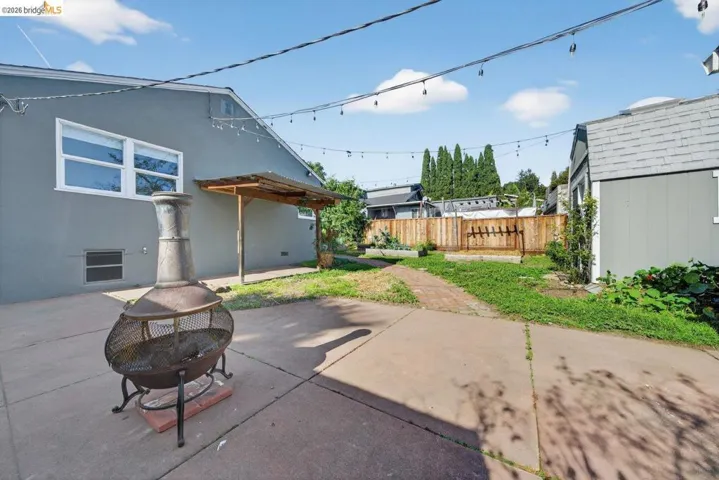 3734 Mcclelland St, Oakland, California 94619